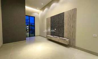 Imagem 4: Casa subtérrea com 4 suítes plenas sendo uma master com closet