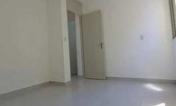 Imagem 7: Apartamento 2 dorms REFORMADO, armários cozinha planejados, quarto ampliado, condo predinh