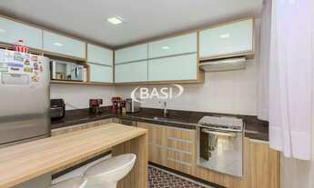 Imagem 5: LINDO SOBRADO EM CONDOMINIO FECHADO À VENDA BAIRRO XAXIM SEMI MOBILIADO