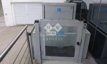 Imagem: Prédio comercial na Rua Verbo Divino com