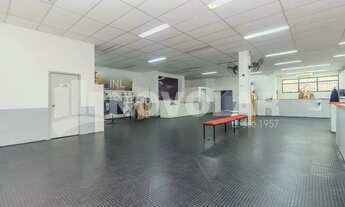 Imagem 2: Prédio comercial em Santana