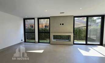 Imagem 7: RR9565 Casa 345m² CONDOMÍNIO RESIDENCIAL 3 - OPORTUNIDADE - 4 Suítes 4 Vagas - Santana de