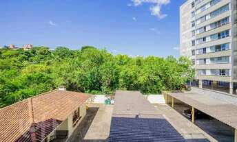 Imagem 5: 3 DORMITÓRIOS NA TRISTEZA! Amplo 100m² com Lareira, Vaga Coberta e Sol da Manhã