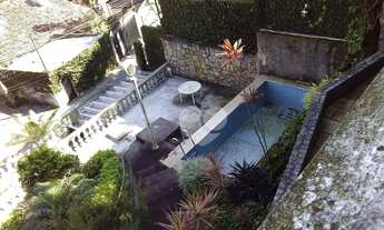 Imagem 5: Linda casa início da Júlio Otoni - várias possibilidades! - com piscina e ótimo terreno po