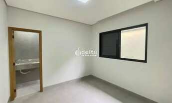 Imagem 7: Casa com 3 quartos sendo 1 suíte, disponível para venda no bairro Aclimação em Uberlândia