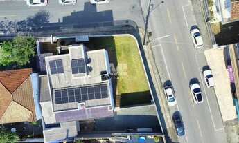 Imagem 3: Sobrado para venda possui 296 metros quadrados com 3 quartos em Centro - Barra Velha - SC