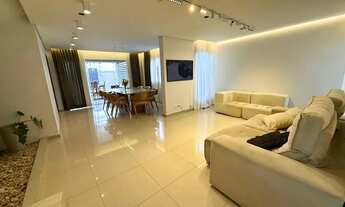 Imagem: Sobrado para venda tem 252 metros quadrados