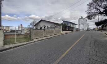 Imagem: Terreno com 348m² há 500 metros do supermercado