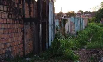 Imagem 3: Casa na grande circular bem localizada com salão e mercadinho