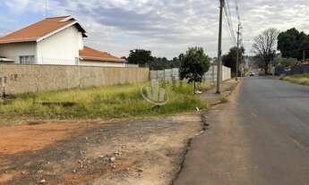 Imagem 3: ARARAQUARA - Terreno Padrão - CIDADE JARDIM