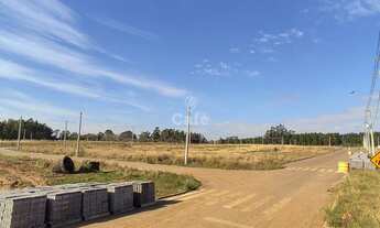 Imagem: Terreno em condomínio aberto pronto para