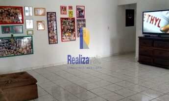 Imagem 4: T - Linda casa para locação com espaço interno amplo e quintal frontal