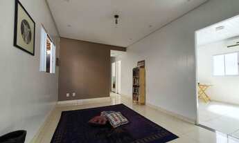 Imagem 2: Casa de condomínio para venda possui 125 metros quadrados com 3 quartos em Gurupi - Teresi