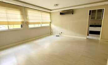 Imagem 1: Porto Alegre - Apartamento Padrão - Partenon