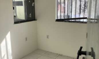 Imagem 5: Alugo Kitnet terrea de 1/4 em Vila de Abrantes