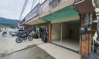 Imagem 5: Vendo/Troco Loja Comercial com Kitnet e Terreno na Beira da Pista em Japuiba