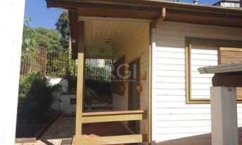 Imagem 2: Porto Alegre - Casa Padrão - Chácara das Pedras