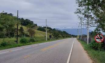 Imagem 3: Ótimo galpão comercial c 100 mt² no novo acesso do aeroporto (Sul da Ilha