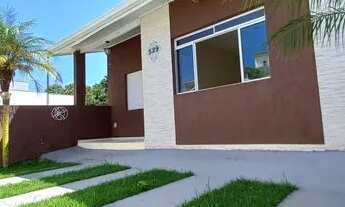 Imagem 2: Casa para venda tem 278m² com 5 dormitórios sendo 2 suítes, quintal, espaço gourmet, garag