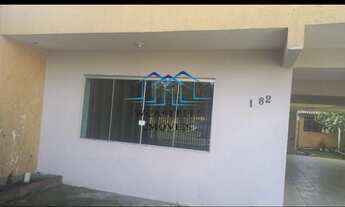 Imagem 2: Casa para Venda em Curitiba, Xaxim, 2 dormitórios, 1 suíte, 2 banheiros