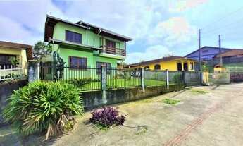 Imagem 3: Casa residencial com 3 quartos para alugar por R$ 2900.00, 231.25 m2 - GLORIA - JOINVILLE