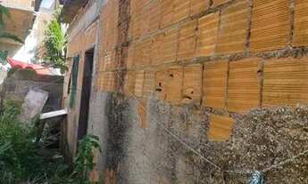 Imagem 6: VENDE- SE CASA Casa com 3 dormitórios