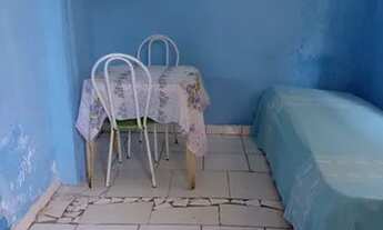 Imagem 4: Aluga se quarto pra moças no banheiro marape