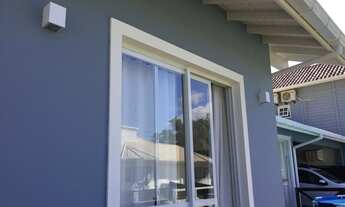 Imagem 5: Casa à venda com 300m2, em condomínio no Sambaqui