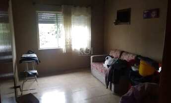 Imagem 2: Ótima casa com 4 dormitórios no bairro Camaquã Porto Alegre RS