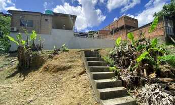 Imagem: Casa com 2 quartos e terreno amplo na principal