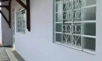 Imagem 5: Casa para venda possui 200 metros quadrados com 2 quartos em Boca do Rio - Salvador - BA