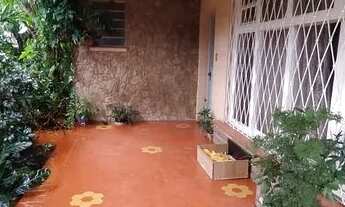 Imagem 4: Casa com 04 dormitórios, 03 banheiros, sala de estar, sala de jantar, cozinha, 02 garagens