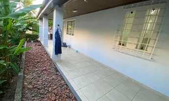 Imagem 5: Casa solta em Vilas do Atlântico de 3 quartos em rua praça tranquilo