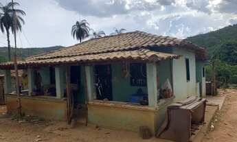 Imagem 3: Sitio 7.000 m², 2 casas, área externa com paiol, pomar, terreno fértil, margem rio cipó