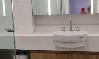 Imagem 4: Studio mobiliado com vista mar, alto padrão - Centro Florianópolis