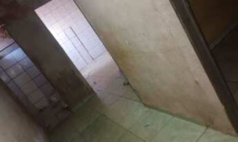 Imagem 6: Vendo meio lote 5 por 30 com casa quitado