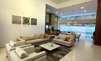 Imagem 2: Cond Green Park -Casa possui 313m2 com 3 quartos em Jacarecica - Maceió - AL