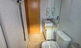 Imagem 5: Apartamento 3Q sendo 1 suíte, Andar Alto e Rico em Armários