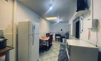 Imagem 3: Casa em Condomínio Fechado à Venda, 2 Quartos/Pinheirinho