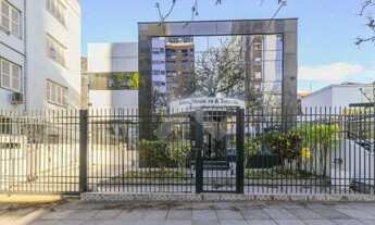 Imagem: Prédio corporativo no Menino Deus