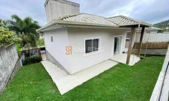 Imagem 2: Casa com piscina e 2 dormitórios no Rio Taves