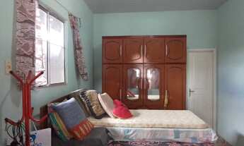 Imagem 4: Casa à venda com terreno amplo (12×50m) e quintal grande