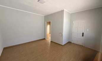 Imagem 5: Casa 4 Dormitórios/Moradia ou Clinica