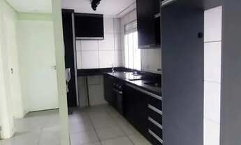 Imagem 4: Apartamento com cozinha planejada no Bairro Lajeado em Cotia - SP