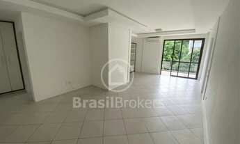 Imagem 2: Localização Bucólica no Cosme Velho com varanda