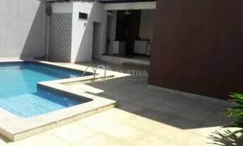 Imagem 2: Linda casa com piscina no Bairro Martins disponível para aluguel