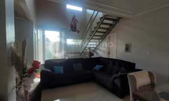 Imagem 6: Casa com Piscina no Cond. Ponta Negra I/ 3 suítes/ Documentação 100% regularizada/ Quintal