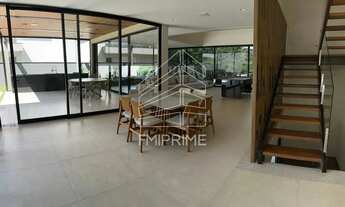 Imagem 3: Altíssimo Padrão 5 suítes lareira, piscina área gourmet