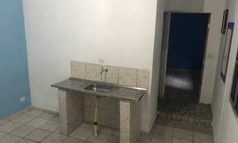 Imagem 2: Alugo casa dois cômodos c banheiro