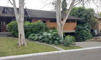 Imagem 2: Casa para Venda em Barueri, Alphaville, 4 dormitórios, 2 suítes, 6 banheiros, 6 vagas